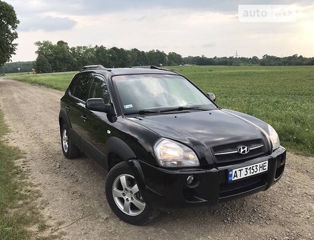 Hyundai Tucson 2008  випуску Івано-Франківськ з двигуном 2 л  позашляховик механіка за 6700 долл. 