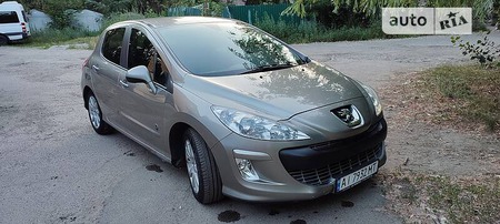 Peugeot 308 2011  випуску Київ з двигуном 1.6 л  хэтчбек автомат за 6800 долл. 