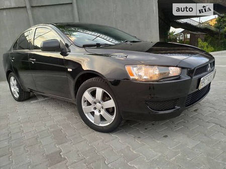 Mitsubishi Lancer 2011  випуску Львів з двигуном 1.5 л  седан механіка за 6430 долл. 