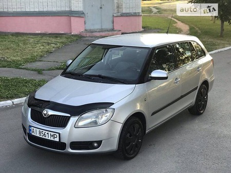 Skoda Fabia 2009  випуску Київ з двигуном 1.4 л дизель універсал механіка за 4700 долл. 