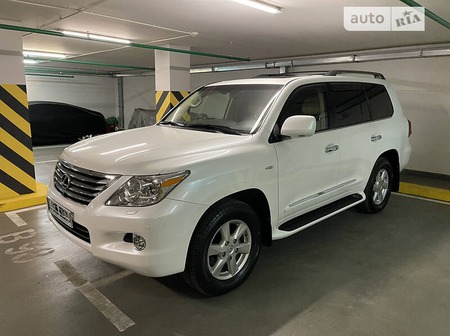 Lexus LX 570 2008  випуску Одеса з двигуном 5.7 л  позашляховик автомат за 35000 долл. 