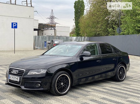 Audi A4 Limousine 2008  випуску Ужгород з двигуном 2 л дизель седан автомат за 8999 долл. 