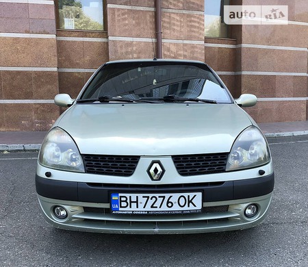 Renault Clio 2002  випуску Одеса з двигуном 1.4 л бензин седан механіка за 3000 долл. 
