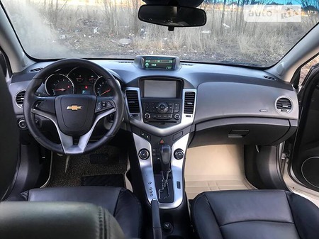 Chevrolet Cruze 2009  випуску Київ з двигуном 0 л бензин седан автомат за 6450 долл. 