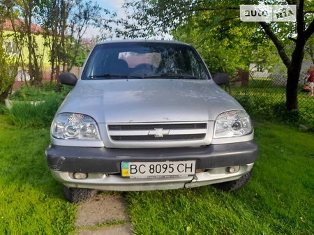 Chevrolet Niva 2007  випуску Львів з двигуном 1.7 л  позашляховик механіка за 4200 долл. 