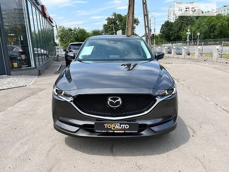 Mazda CX-5 2018  випуску Запоріжжя з двигуном 2.5 л бензин позашляховик автомат за 21300 долл. 