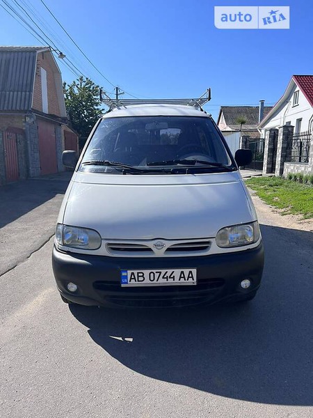 Nissan Vanette 1998  випуску Вінниця з двигуном 2.3 л  мінівен механіка за 3200 долл. 