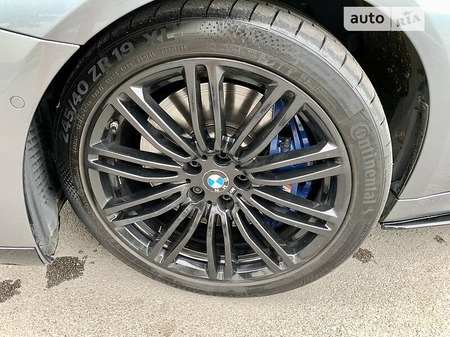 BMW 540 2017  випуску Дніпро з двигуном 0 л бензин седан автомат за 45999 долл. 