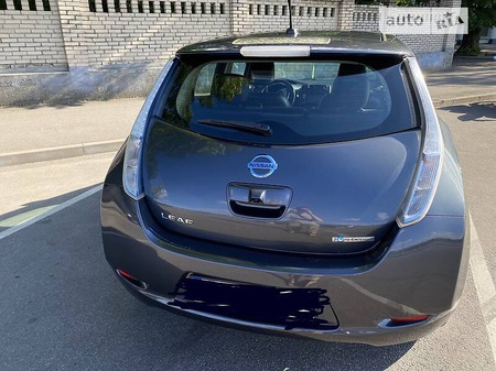 Nissan Leaf 2014  випуску Вінниця з двигуном 0 л електро хэтчбек  за 14800 долл. 