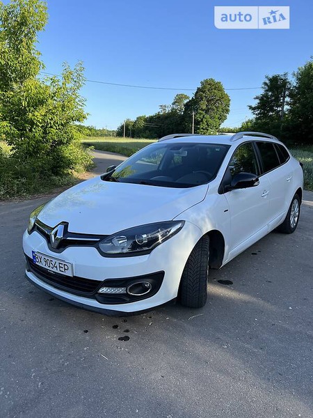 Renault Megane 2016  випуску Хмельницький з двигуном 1.5 л дизель універсал механіка за 8800 долл. 