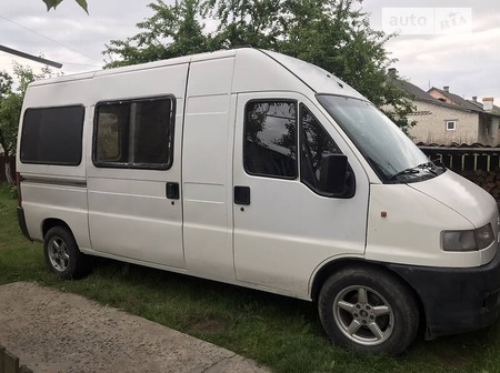 Fiat Ducato 1994  випуску Луцьк з двигуном 2.5 л дизель мінівен механіка за 3100 долл. 