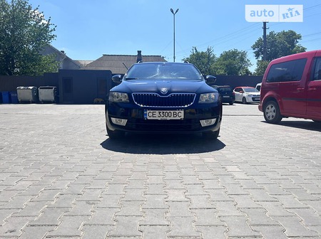 Skoda Octavia 2013  випуску Чернівці з двигуном 1.6 л дизель універсал автомат за 9700 долл. 