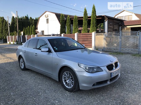 BMW 530 2004  випуску Чернівці з двигуном 3 л дизель седан автомат за 6500 долл. 