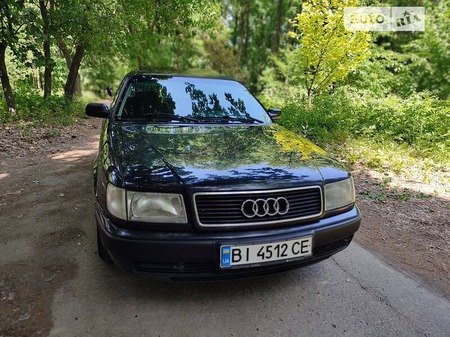 Audi 100 1991  випуску Полтава з двигуном 2 л  седан механіка за 3500 долл. 