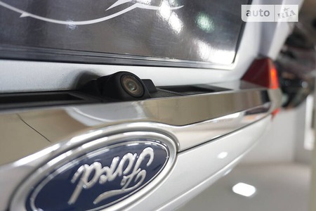 Ford Mondeo 2018  випуску Львів з двигуном 2 л дизель універсал механіка за 11000 долл. 