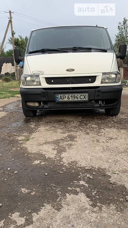 Ford Transit 2005  випуску Запоріжжя з двигуном 2 л  мінівен механіка за 5500 долл. 