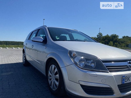 Opel Astra 2005  випуску Рівне з двигуном 1.8 л  універсал механіка за 5200 долл. 