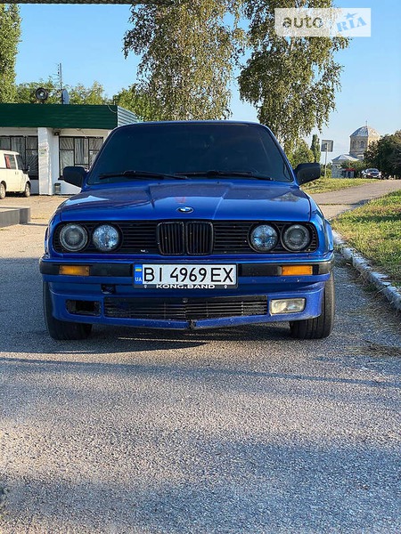 BMW 316 1989  випуску Полтава з двигуном 2 л  седан механіка за 3100 долл. 