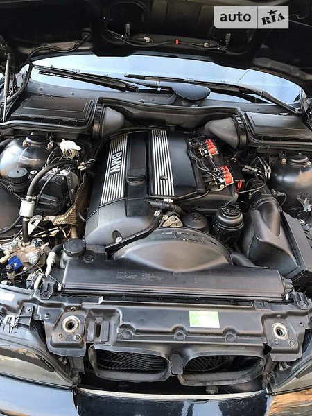 BMW 520 2001  випуску Кропивницький з двигуном 2 л  седан автомат за 6500 долл. 