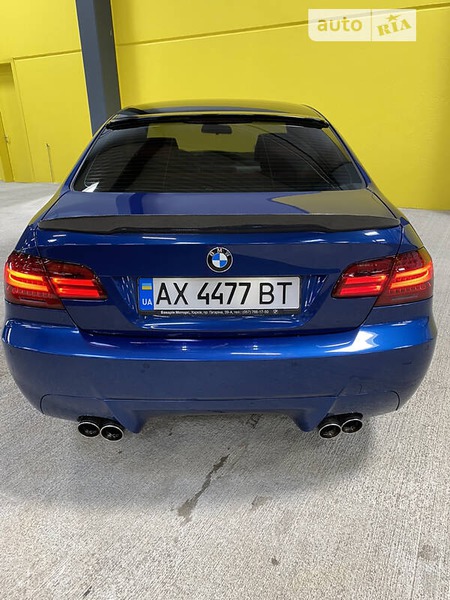 BMW 335 2010  випуску Харків з двигуном 3 л бензин купе механіка за 20900 долл. 