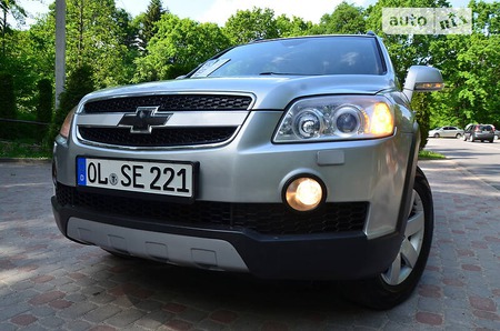 Chevrolet Captiva 2008  випуску Львів з двигуном 2 л дизель позашляховик механіка за 7950 долл. 