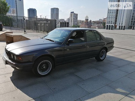 BMW 735 1991  випуску Київ з двигуном 0 л  седан механіка за 3300 долл. 