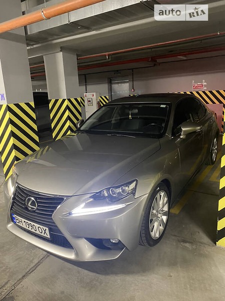 Lexus IS 250 2015  випуску Одеса з двигуном 2.5 л бензин седан автомат за 18300 долл. 