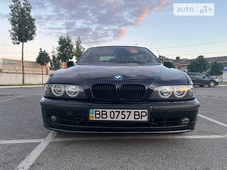 BMW 528 1998  випуску Дніпро з двигуном 2.8 л бензин седан механіка за 4900 долл. 