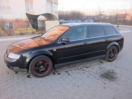 Audi A4 Limousine 2003  випуску Одеса з двигуном 1.6 л бензин універсал механіка за 5500 долл. 