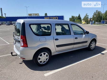 Dacia Logan 2011  випуску Житомир з двигуном 1.6 л бензин універсал механіка за 5250 долл. 