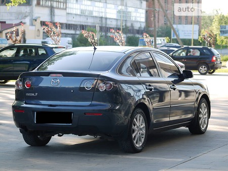 Mazda 3 2006  випуску Ужгород з двигуном 1.6 л бензин універсал механіка за 7000 долл. 