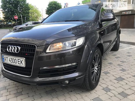 Audi Q7 2007  випуску Івано-Франківськ з двигуном 3 л дизель позашляховик автомат за 14950 долл. 