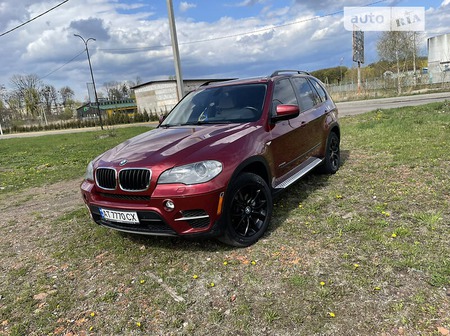 BMW X5 2011  випуску Львів з двигуном 3 л бензин позашляховик автомат за 15800 долл. 