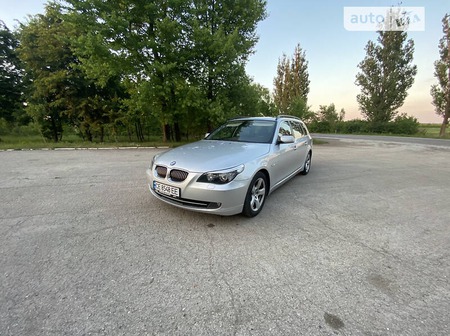 BMW 525 2008  випуску Чернівці з двигуном 3 л дизель універсал автомат за 7300 євро 