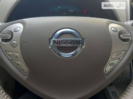 Nissan Leaf 2014  випуску Одеса з двигуном 0 л електро хэтчбек автомат за 13999 долл. 