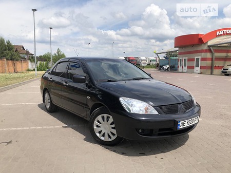 Mitsubishi Lancer 2009  випуску Дніпро з двигуном 1.6 л бензин седан механіка за 5900 долл. 