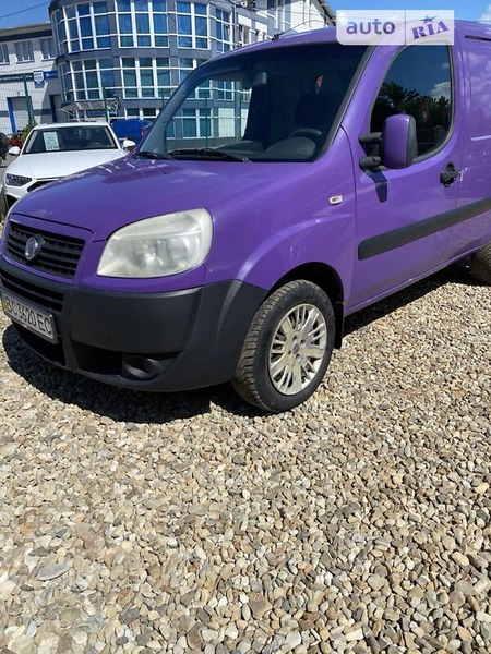 Fiat Doblo 2007  випуску Львів з двигуном 1.3 л дизель мінівен механіка за 3600 долл. 