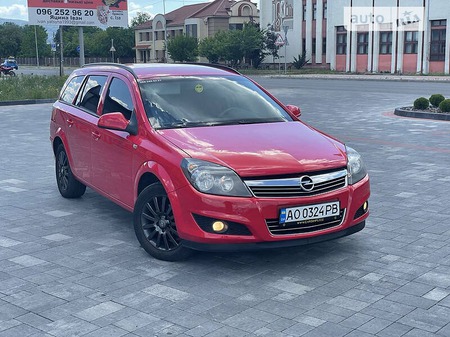 Opel Astra 2012  випуску Ужгород з двигуном 1.7 л дизель універсал механіка за 6599 долл. 