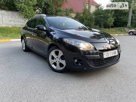 Renault Megane 2010  випуску Київ з двигуном 1.5 л дизель універсал механіка за 7700 долл. 