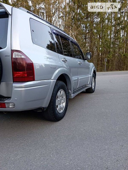 Mitsubishi Pajero 2005  випуску Вінниця з двигуном 3.5 л бензин позашляховик автомат за 7700 долл. 