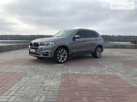 BMW X5 2015  випуску Запоріжжя з двигуном 3 л дизель позашляховик  за 33500 долл. 