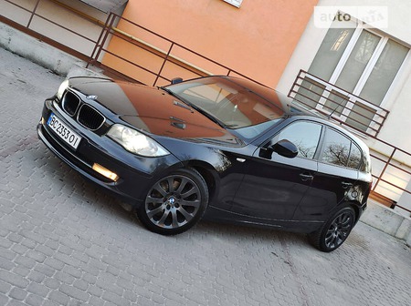 BMW 118 2010  випуску Львів з двигуном 2 л дизель хэтчбек автомат за 7300 долл. 