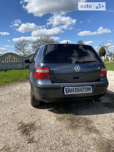 Volkswagen Golf 1999  випуску Донецьк з двигуном 1.6 л  хэтчбек механіка за 5000 долл. 