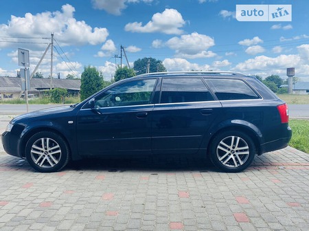 Audi A4 Limousine 2002  випуску Івано-Франківськ з двигуном 2.5 л дизель універсал механіка за 5550 долл. 