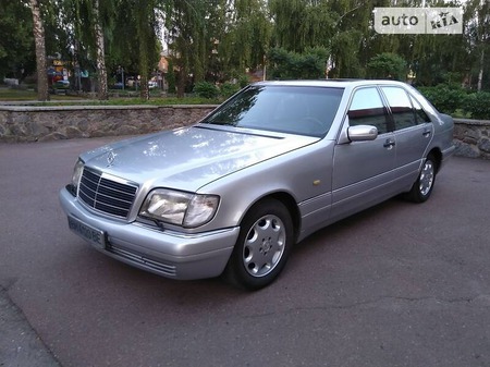 Mercedes-Benz S 300 1998  випуску Суми з двигуном 3 л дизель седан автомат за 4000 долл. 