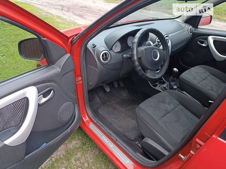 Dacia Sandero 2009  випуску Суми з двигуном 1.4 л  хэтчбек механіка за 4150 долл. 