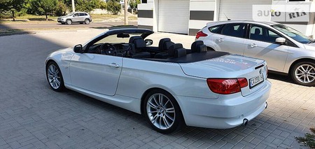 BMW 335 2012  випуску Черкаси з двигуном 3 л бензин кабріолет автомат за 19900 долл. 