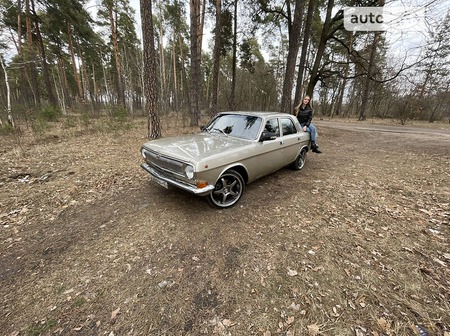 ГАЗ 2410 1986  випуску Київ з двигуном 2.3 л бензин седан механіка за 2700 долл. 