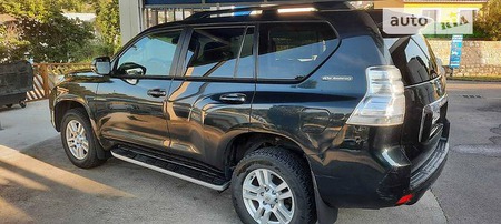 Toyota Land Cruiser Prado 2011  випуску Ужгород з двигуном 4 л  позашляховик автомат за 23600 долл. 