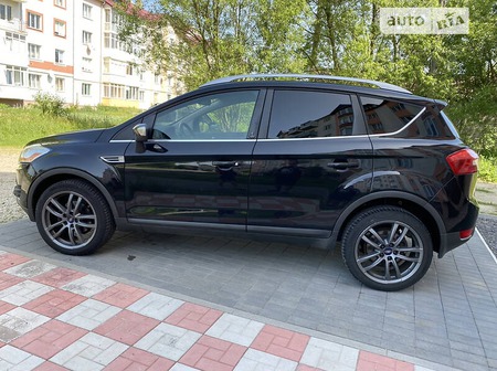 Ford Kuga 2012  випуску Івано-Франківськ з двигуном 2 л дизель позашляховик автомат за 10500 долл. 